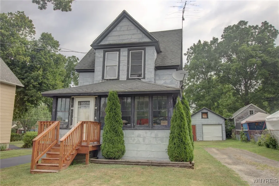2020 Lakeview Road, Hamburg, New York 14085, Hamburg, New York 14085, 3 Bedrooms Bedrooms, 7 Rooms Rooms,Residential,For Sale,2020 Lakeview Road, Hamburg, New York 14085,B1623705