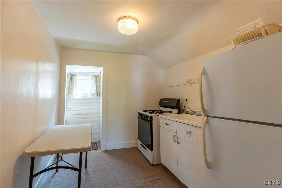 studio kitchen