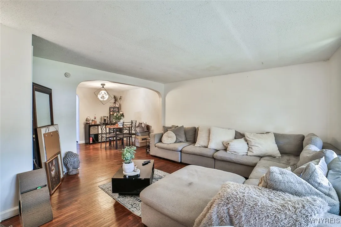 660 Cleveland Drive, Cheektowaga, New York 14425, Cheektowaga, New York 14425, 8 Bedrooms Bedrooms, ,4 BathroomsBathrooms,Residential,For Sale,660 Cleveland Drive, Cheektowaga, New York 14425,B1623855