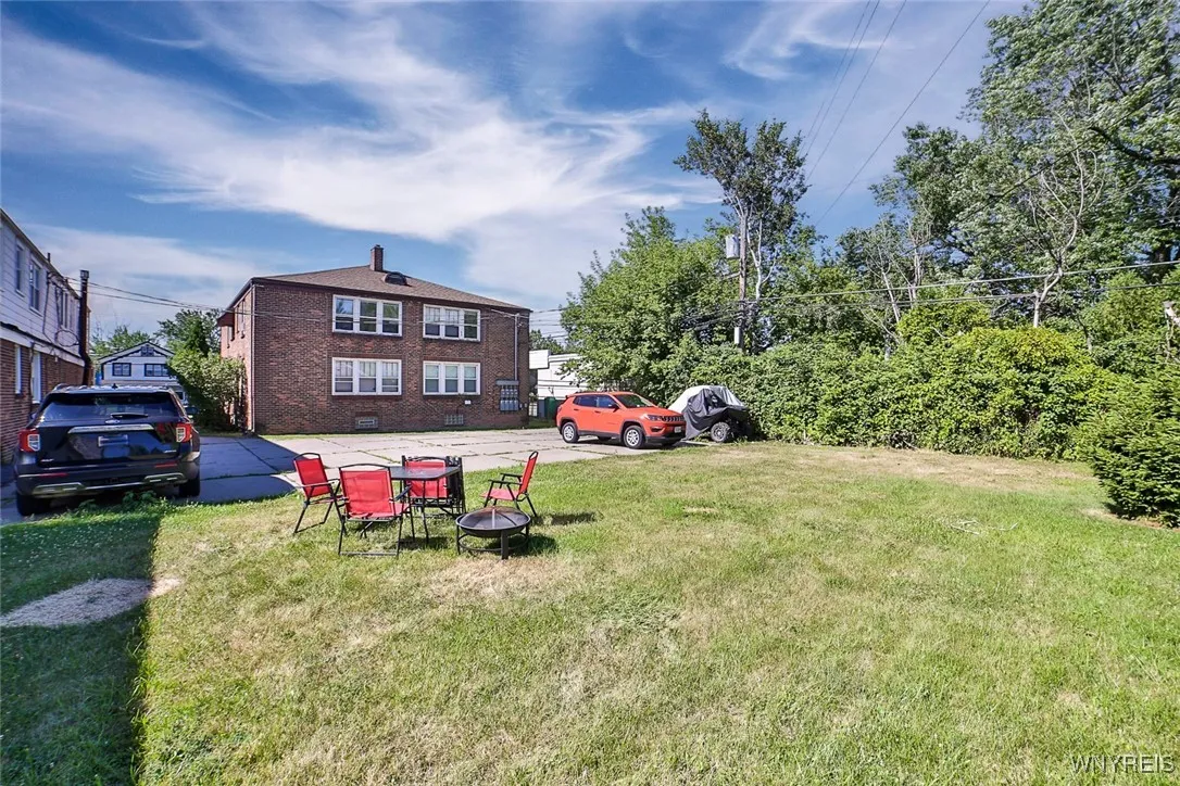 660 Cleveland Drive, Cheektowaga, New York 14425, Cheektowaga, New York 14425, 8 Bedrooms Bedrooms, ,4 BathroomsBathrooms,Residential,For Sale,660 Cleveland Drive, Cheektowaga, New York 14425,B1623855