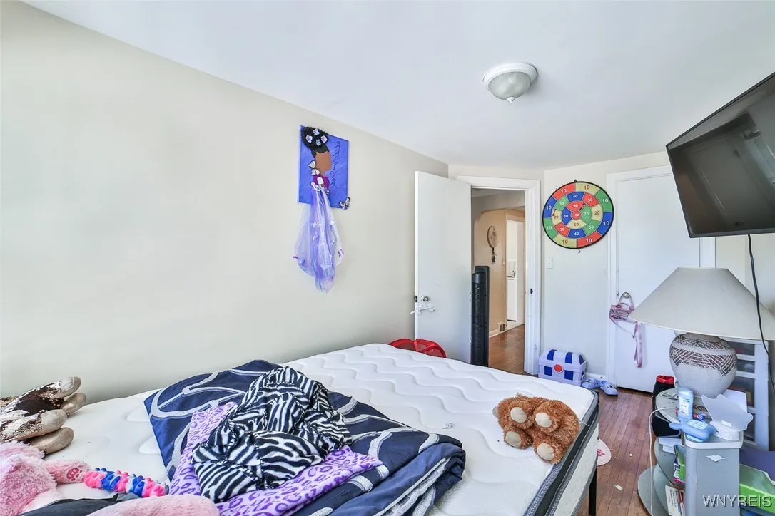 660 Cleveland Drive, Cheektowaga, New York 14425, Cheektowaga, New York 14425, 8 Bedrooms Bedrooms, ,4 BathroomsBathrooms,Residential,For Sale,660 Cleveland Drive, Cheektowaga, New York 14425,B1623855