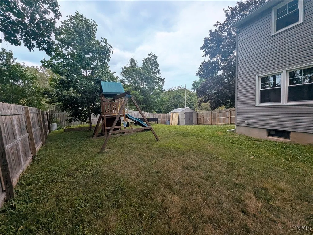 8242 Eden Lane, Lysander, New York 13027, Lysander, New York 13027, 4 Bedrooms Bedrooms, 7 Rooms Rooms,1 BathroomBathrooms,Residential,For Sale,8242 Eden Lane, Lysander, New York 13027,S1623859