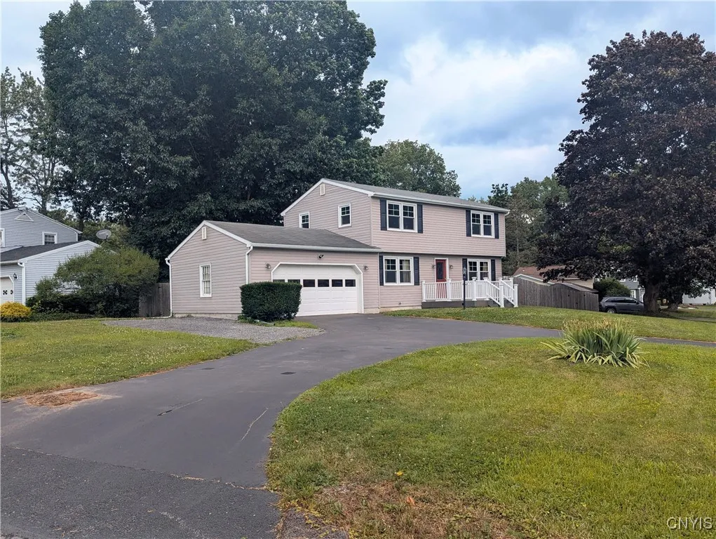 8242 Eden Lane, Lysander, New York 13027, Lysander, New York 13027, 4 Bedrooms Bedrooms, 7 Rooms Rooms,1 BathroomBathrooms,Residential,For Sale,8242 Eden Lane, Lysander, New York 13027,S1623859