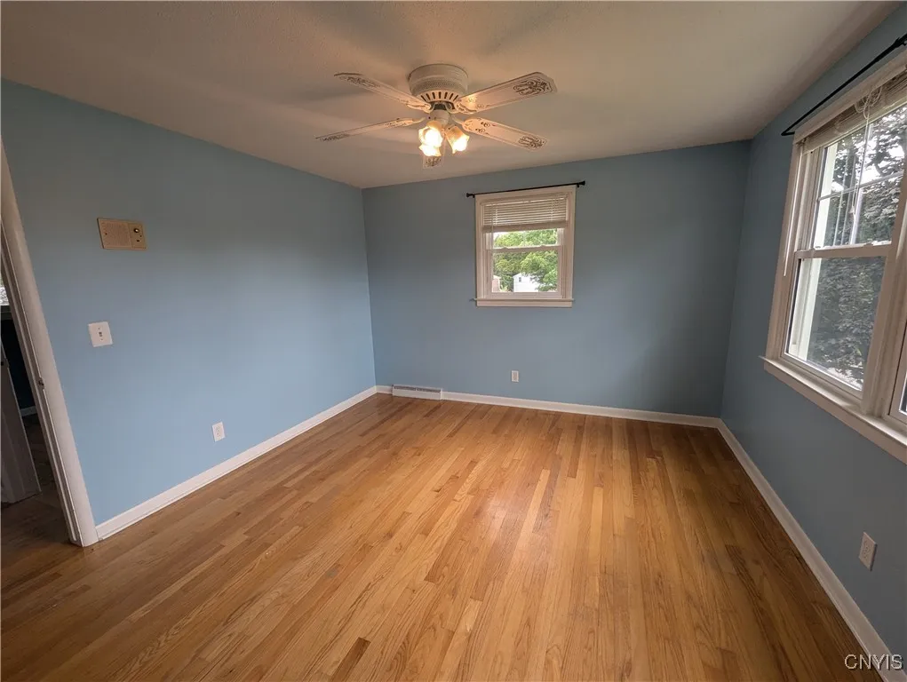 8242 Eden Lane, Lysander, New York 13027, Lysander, New York 13027, 4 Bedrooms Bedrooms, 7 Rooms Rooms,1 BathroomBathrooms,Residential,For Sale,8242 Eden Lane, Lysander, New York 13027,S1623859