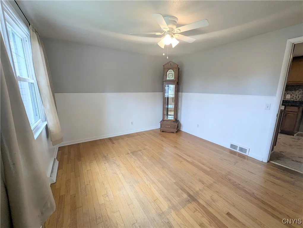 8242 Eden Lane, Lysander, New York 13027, Lysander, New York 13027, 4 Bedrooms Bedrooms, 7 Rooms Rooms,1 BathroomBathrooms,Residential,For Sale,8242 Eden Lane, Lysander, New York 13027,S1623859