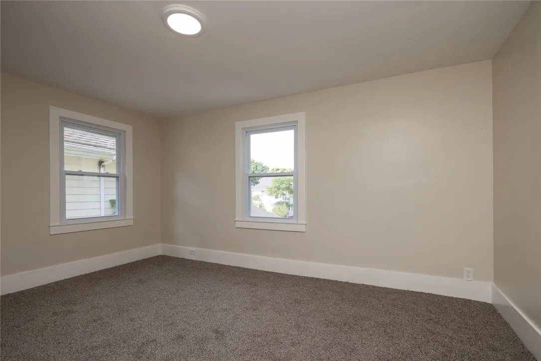 39 Rugby Avenue, Rochester, New York 14619, Rochester, New York 14619, 4 Bedrooms Bedrooms, 7 Rooms Rooms,1 BathroomBathrooms,Residential,For Sale,39 Rugby Avenue, Rochester, New York 14619,R1622992