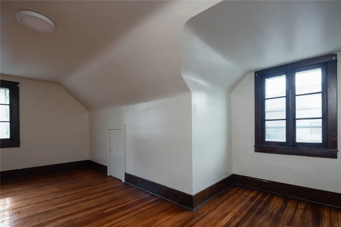 39 Rugby Avenue, Rochester, New York 14619, Rochester, New York 14619, 4 Bedrooms Bedrooms, 7 Rooms Rooms,1 BathroomBathrooms,Residential,For Sale,39 Rugby Avenue, Rochester, New York 14619,R1622992