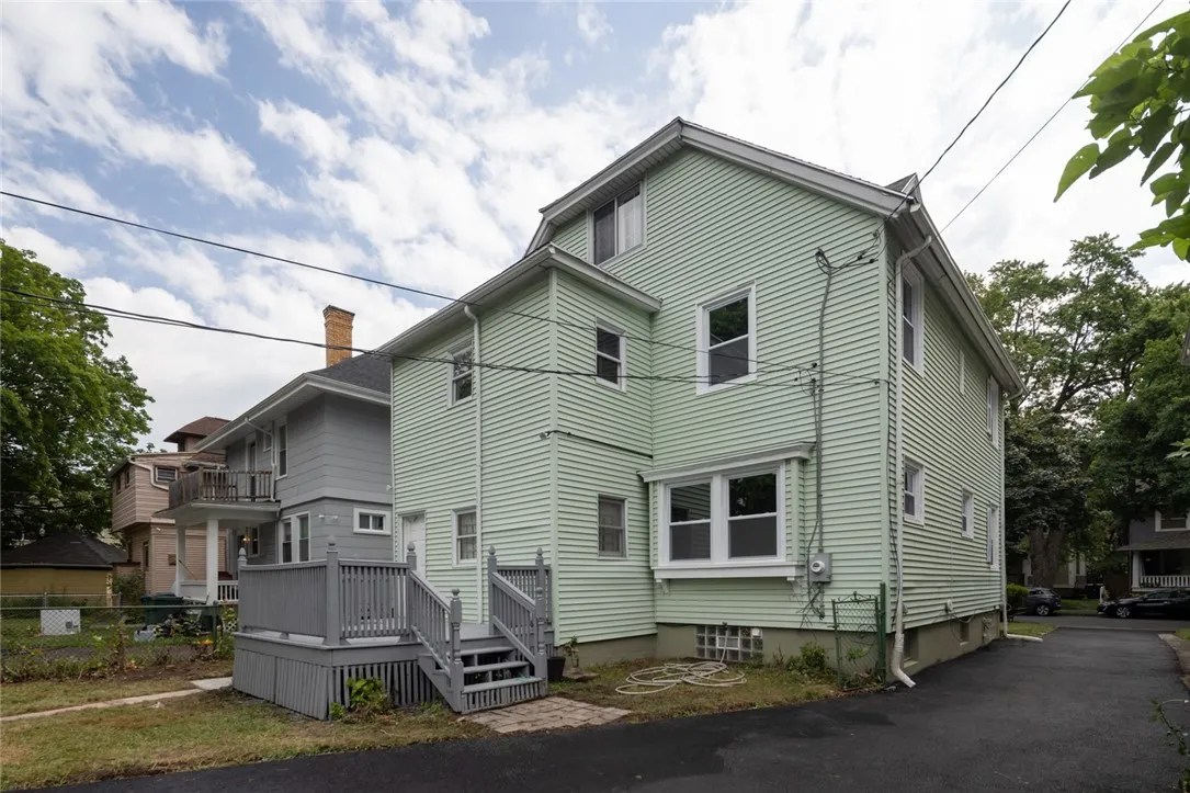 39 Rugby Avenue, Rochester, New York 14619, Rochester, New York 14619, 4 Bedrooms Bedrooms, 7 Rooms Rooms,1 BathroomBathrooms,Residential,For Sale,39 Rugby Avenue, Rochester, New York 14619,R1622992