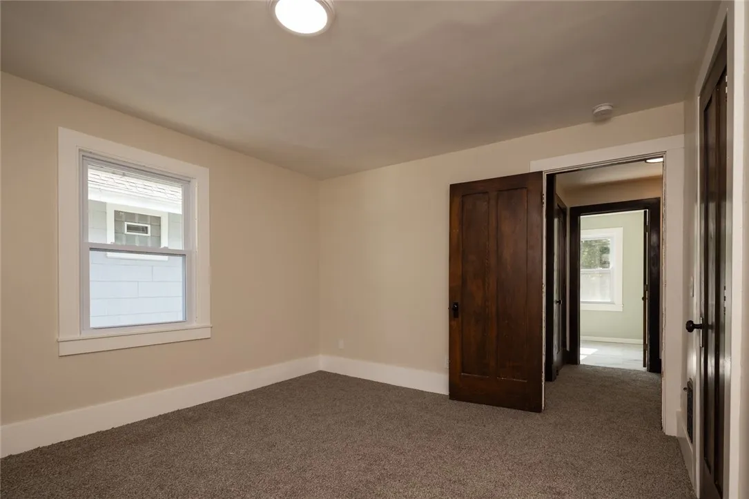 39 Rugby Avenue, Rochester, New York 14619, Rochester, New York 14619, 4 Bedrooms Bedrooms, 7 Rooms Rooms,1 BathroomBathrooms,Residential,For Sale,39 Rugby Avenue, Rochester, New York 14619,R1622992