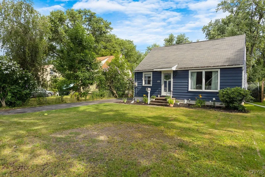 416 Garden City Drive, Salina, New York 13211, Salina, New York 13211, 3 Bedrooms Bedrooms, 6 Rooms Rooms,2 BathroomsBathrooms,Residential,For Sale,416 Garden City Drive, Salina, New York 13211,S1623708