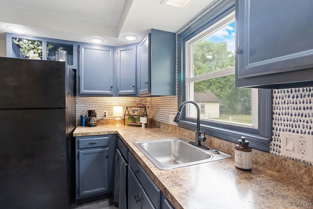 416 Garden City Drive, Salina, New York 13211, Salina, New York 13211, 3 Bedrooms Bedrooms, 6 Rooms Rooms,2 BathroomsBathrooms,Residential,For Sale,416 Garden City Drive, Salina, New York 13211,S1623708