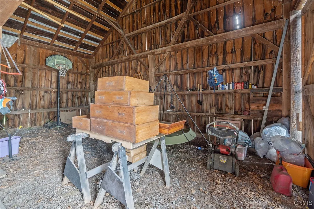 Tons of space in the barn