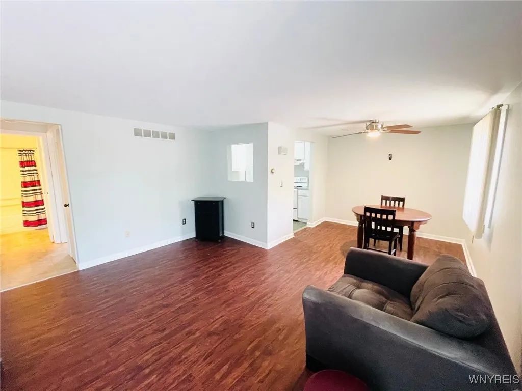 110 Charter Oaks Drive 3, Amherst, New York 14228, Amherst, New York 14228, 1 Bedroom Bedrooms, 4 Rooms Rooms,1 BathroomBathrooms,Residential,For Sale,110 Charter Oaks Drive 3, Amherst, New York 14228,B1623866