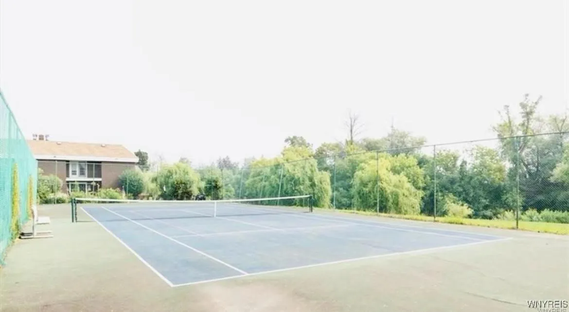 110 Charter Oaks Drive 3, Amherst, New York 14228, Amherst, New York 14228, 1 Bedroom Bedrooms, 4 Rooms Rooms,1 BathroomBathrooms,Residential,For Sale,110 Charter Oaks Drive 3, Amherst, New York 14228,B1623866