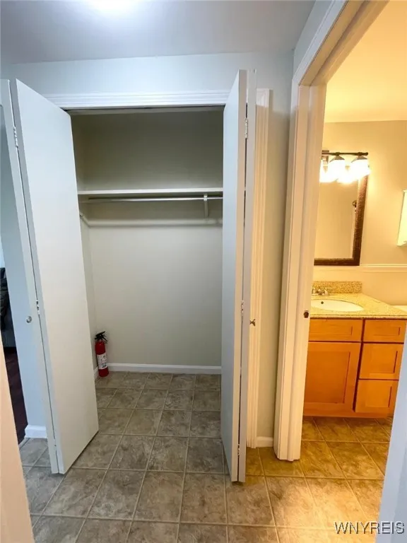 110 Charter Oaks Drive 3, Amherst, New York 14228, Amherst, New York 14228, 1 Bedroom Bedrooms, 4 Rooms Rooms,1 BathroomBathrooms,Residential,For Sale,110 Charter Oaks Drive 3, Amherst, New York 14228,B1623866