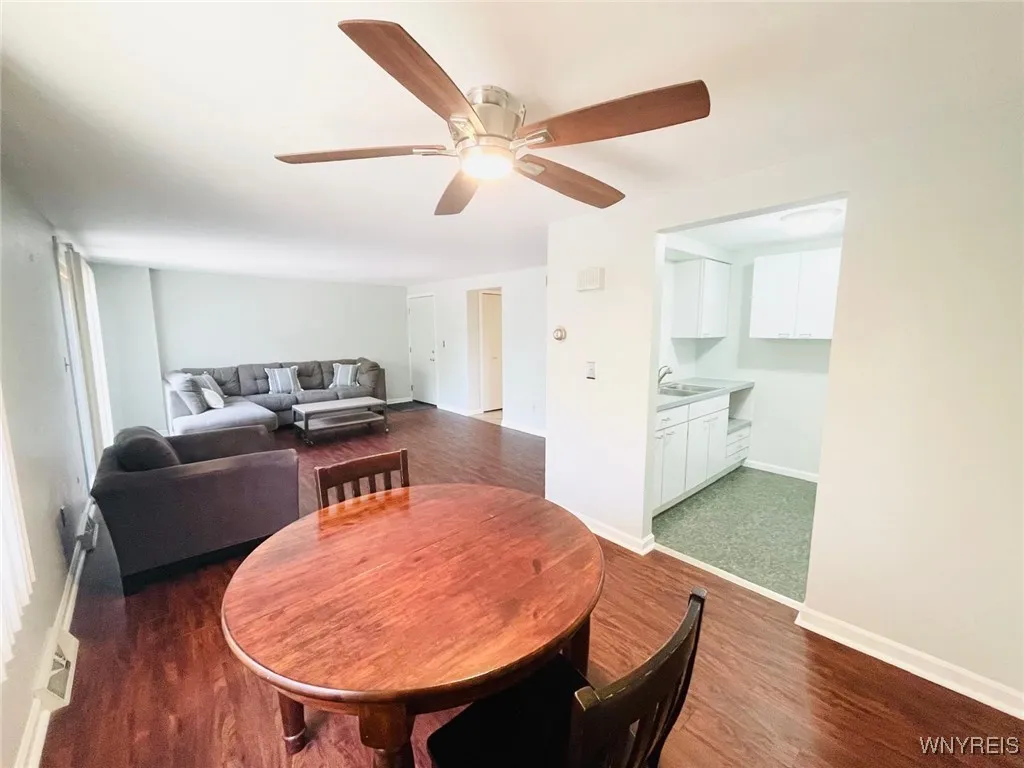 110 Charter Oaks Drive 3, Amherst, New York 14228, Amherst, New York 14228, 1 Bedroom Bedrooms, 4 Rooms Rooms,1 BathroomBathrooms,Residential,For Sale,110 Charter Oaks Drive 3, Amherst, New York 14228,B1623866
