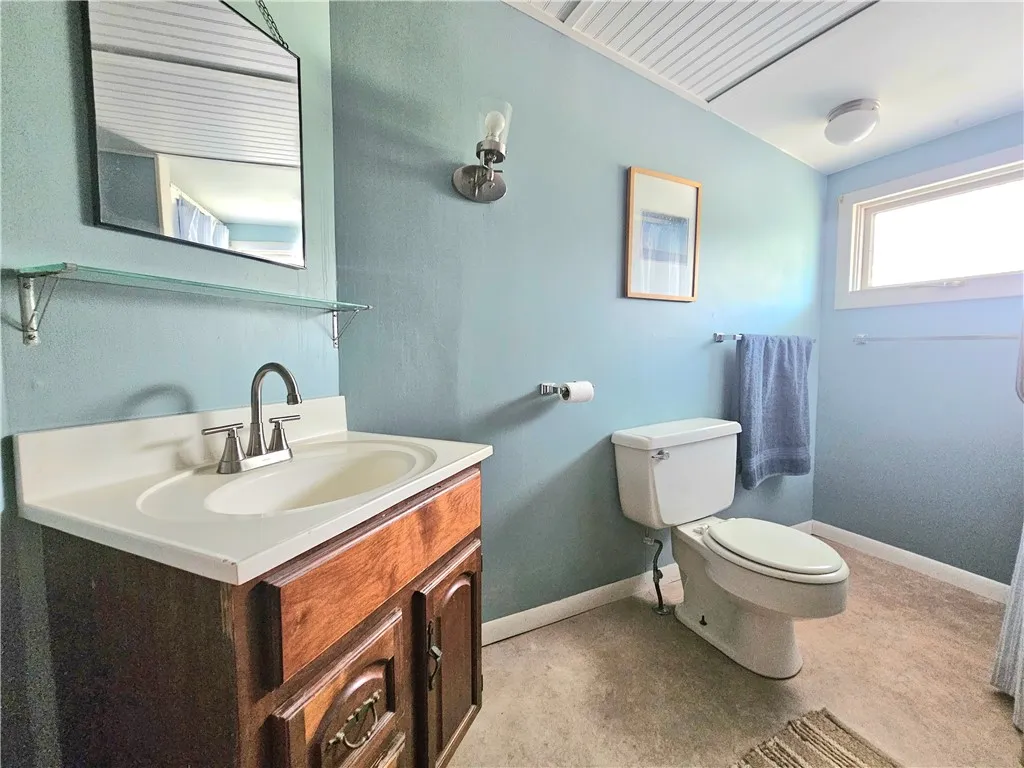 2nd Floor Full Bath