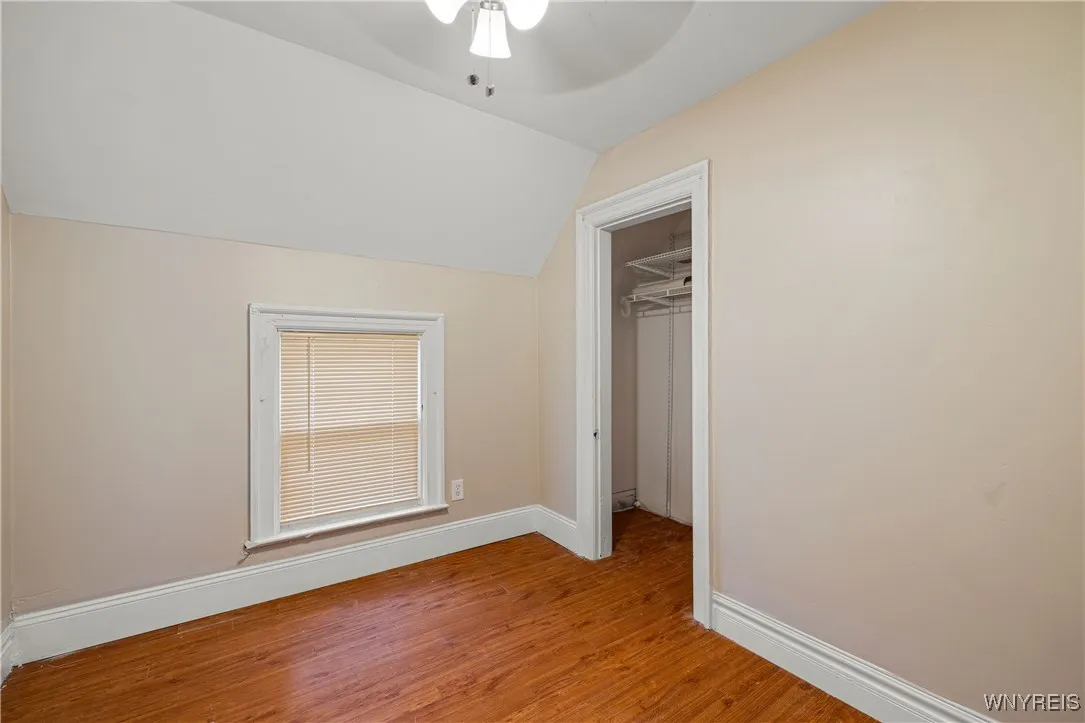 628 25th Street, Niagara Falls, New York 14301, Niagara Falls, New York 14301, 5 Bedrooms Bedrooms, 8 Rooms Rooms,2 BathroomsBathrooms,Residential,For Sale,628 25th Street, Niagara Falls, New York 14301,B1623868