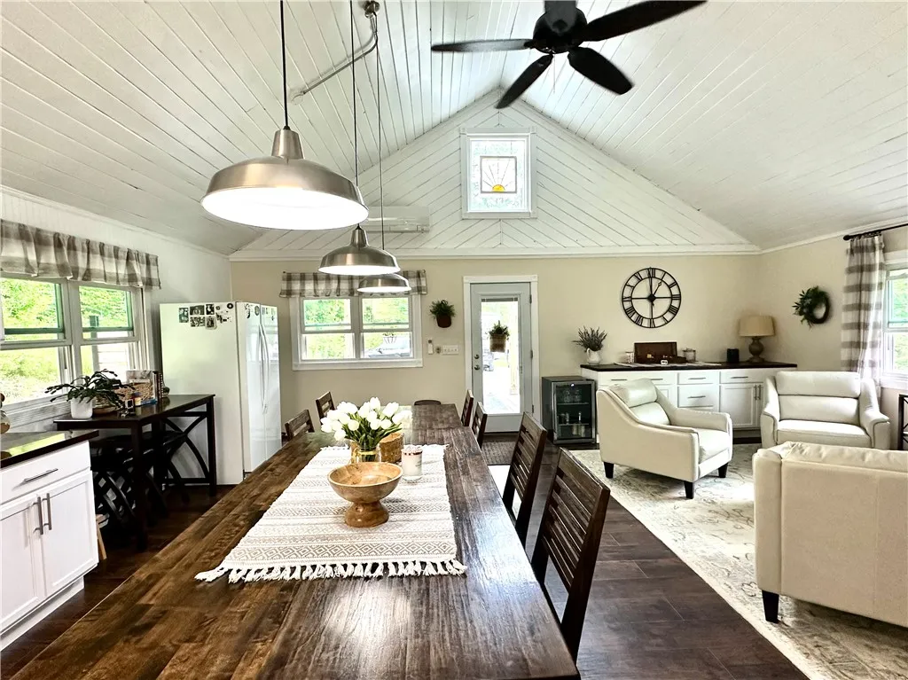Dining Area View