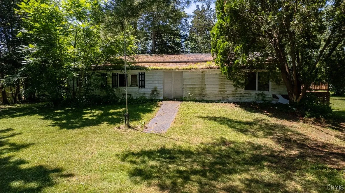 8196 Kneeskern Road, Cicero, New York 13030, Cicero, New York 13030, 2 Bedrooms Bedrooms, 5 Rooms Rooms,1 BathroomBathrooms,Residential,For Sale,8196 Kneeskern Road, Cicero, New York 13030,S1623784