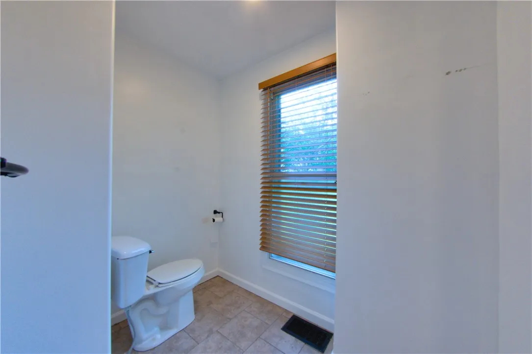 21 Linden Street, Livonia, New York 14487, Livonia, New York 14487, 4 Bedrooms Bedrooms, ,2 BathroomsBathrooms,Residential,For Sale,21 Linden Street, Livonia, New York 14487,R1623843