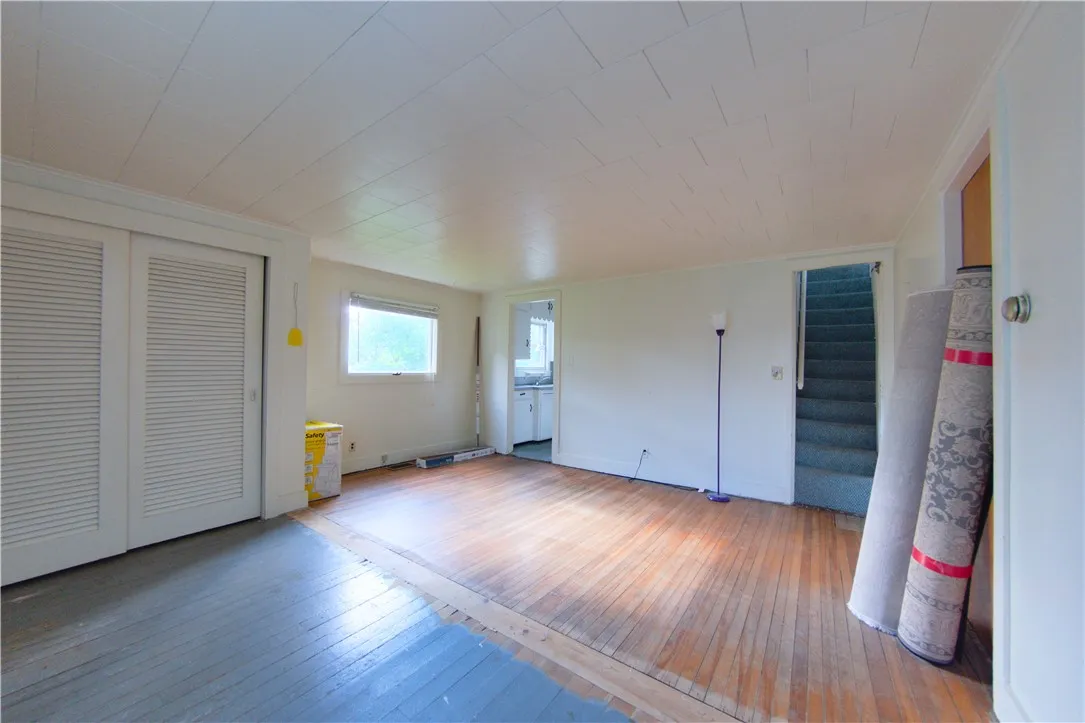 21 Linden Street, Livonia, New York 14487, Livonia, New York 14487, 4 Bedrooms Bedrooms, ,2 BathroomsBathrooms,Residential,For Sale,21 Linden Street, Livonia, New York 14487,R1623843