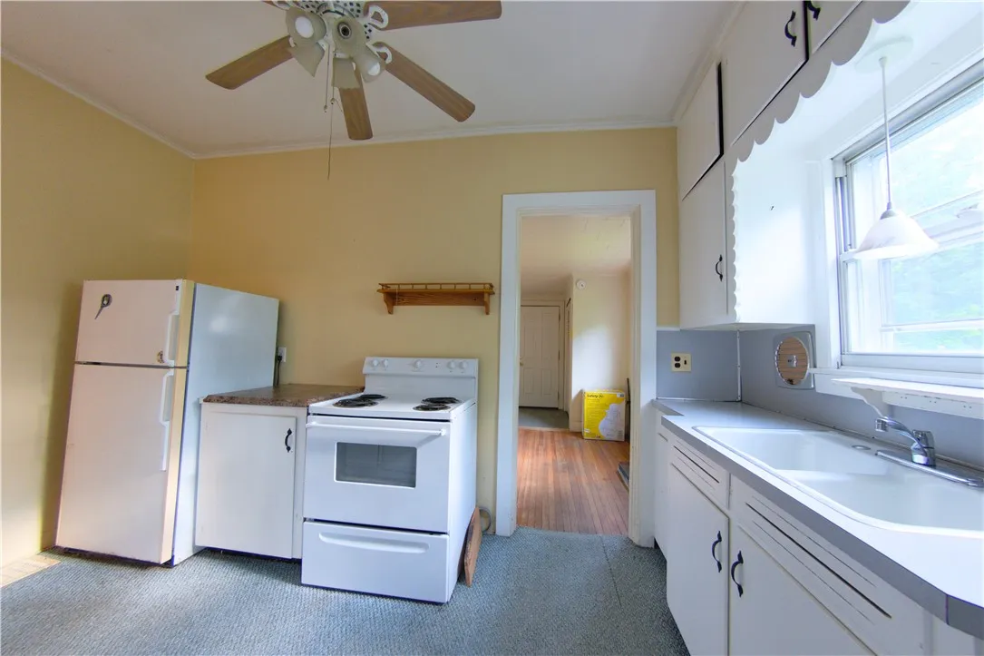 21 Linden Street, Livonia, New York 14487, Livonia, New York 14487, 4 Bedrooms Bedrooms, ,2 BathroomsBathrooms,Residential,For Sale,21 Linden Street, Livonia, New York 14487,R1623843