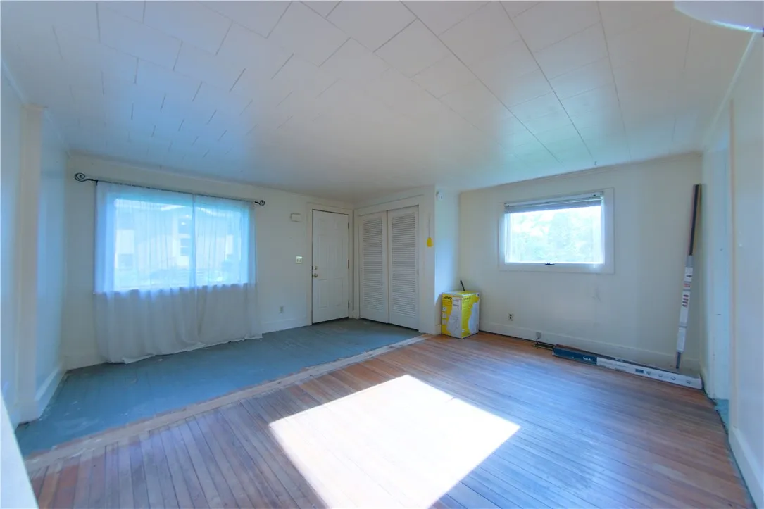 21 Linden Street, Livonia, New York 14487, Livonia, New York 14487, 4 Bedrooms Bedrooms, ,2 BathroomsBathrooms,Residential,For Sale,21 Linden Street, Livonia, New York 14487,R1623843