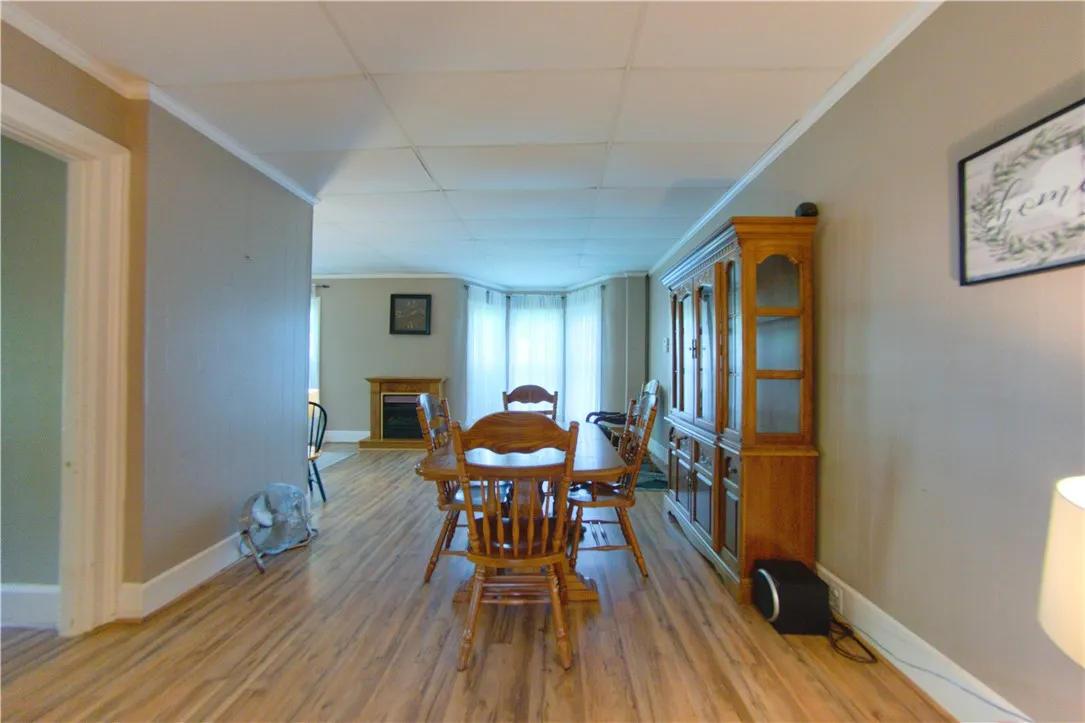 21 Linden Street, Livonia, New York 14487, Livonia, New York 14487, 4 Bedrooms Bedrooms, ,2 BathroomsBathrooms,Residential,For Sale,21 Linden Street, Livonia, New York 14487,R1623843