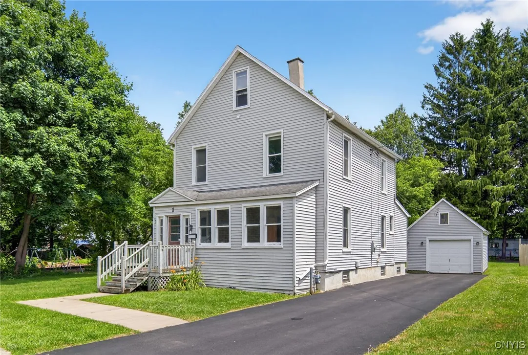 1 Yates Place, Cortland, New York 13045, Cortland, New York 13045, 3 Bedrooms Bedrooms, 8 Rooms Rooms,1 BathroomBathrooms,Residential,For Sale,1 Yates Place, Cortland, New York 13045,S1623870
