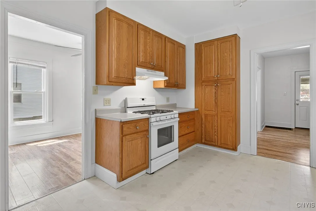 1 Yates Place, Cortland, New York 13045, Cortland, New York 13045, 3 Bedrooms Bedrooms, 8 Rooms Rooms,1 BathroomBathrooms,Residential,For Sale,1 Yates Place, Cortland, New York 13045,S1623870