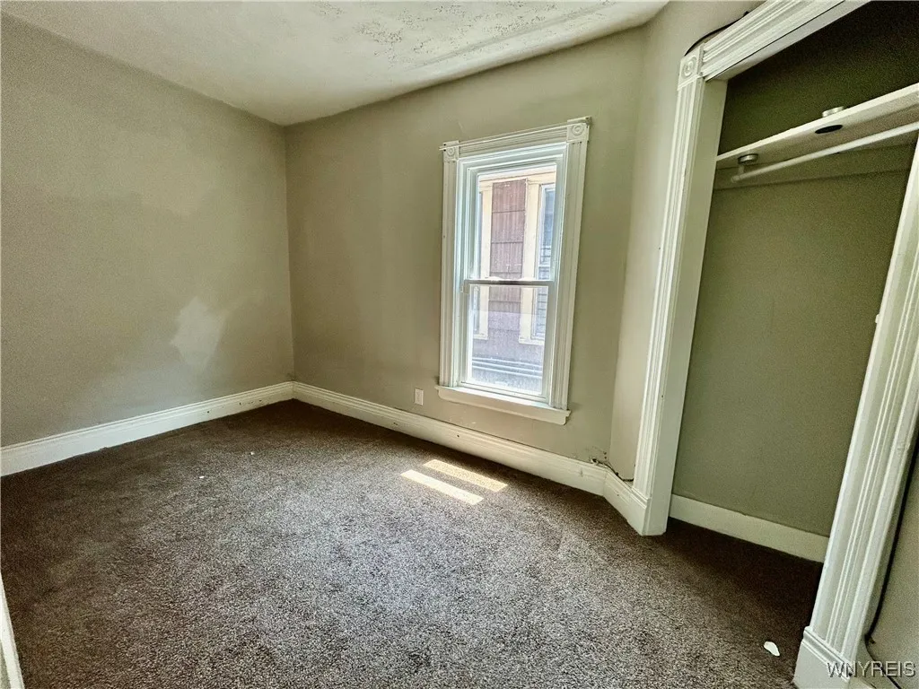 499 West Avenue Upper, Buffalo, New York 14213, Buffalo, New York 14213, 3 Bedrooms Bedrooms, 8 Rooms Rooms,1 BathroomBathrooms,Residential Lease,For Rent,499 West Avenue Upper, Buffalo, New York 14213,B1623883