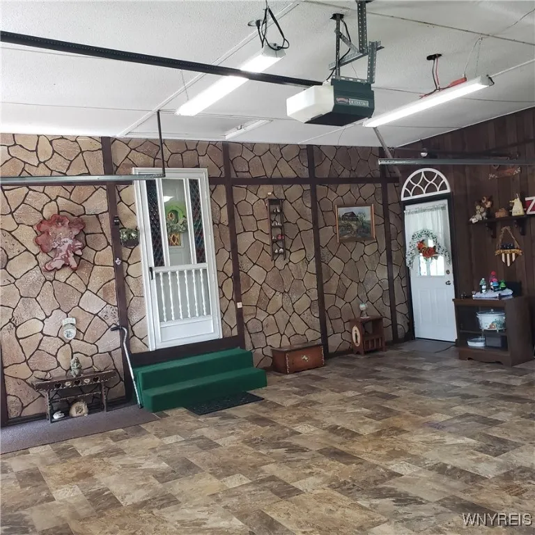 6717 Errick Road, Wheatfield, New York 14120, Wheatfield, New York 14120, 3 Bedrooms Bedrooms, 5 Rooms Rooms,2 BathroomsBathrooms,Residential,For Sale,6717 Errick Road, Wheatfield, New York 14120,0,B1623645