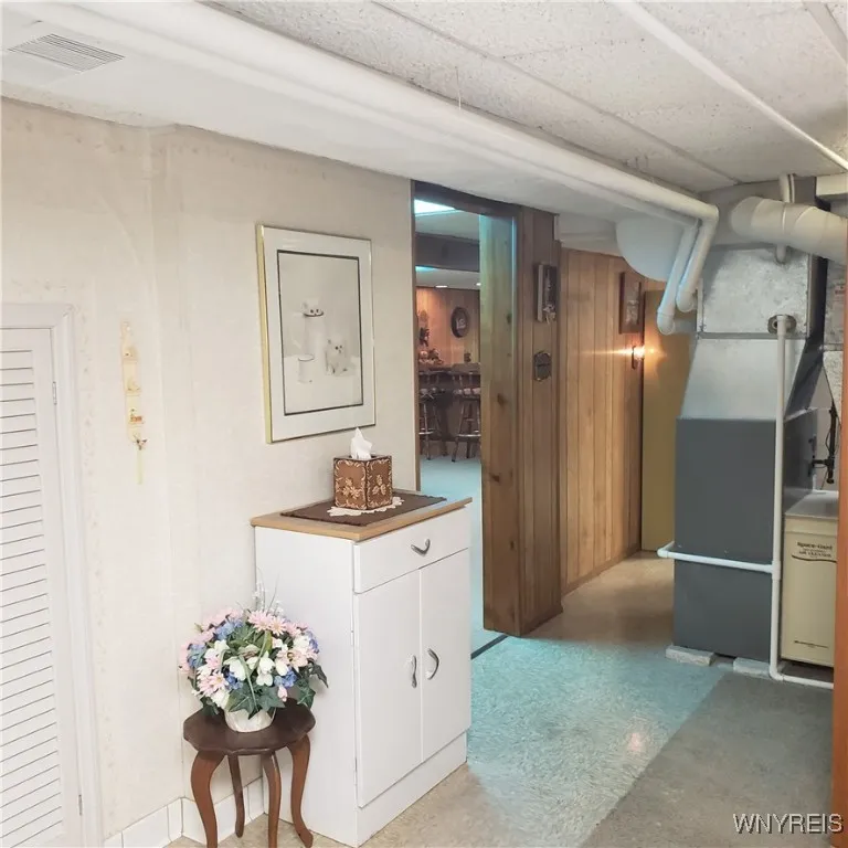 6717 Errick Road, Wheatfield, New York 14120, Wheatfield, New York 14120, 3 Bedrooms Bedrooms, 5 Rooms Rooms,2 BathroomsBathrooms,Residential,For Sale,6717 Errick Road, Wheatfield, New York 14120,B1623645