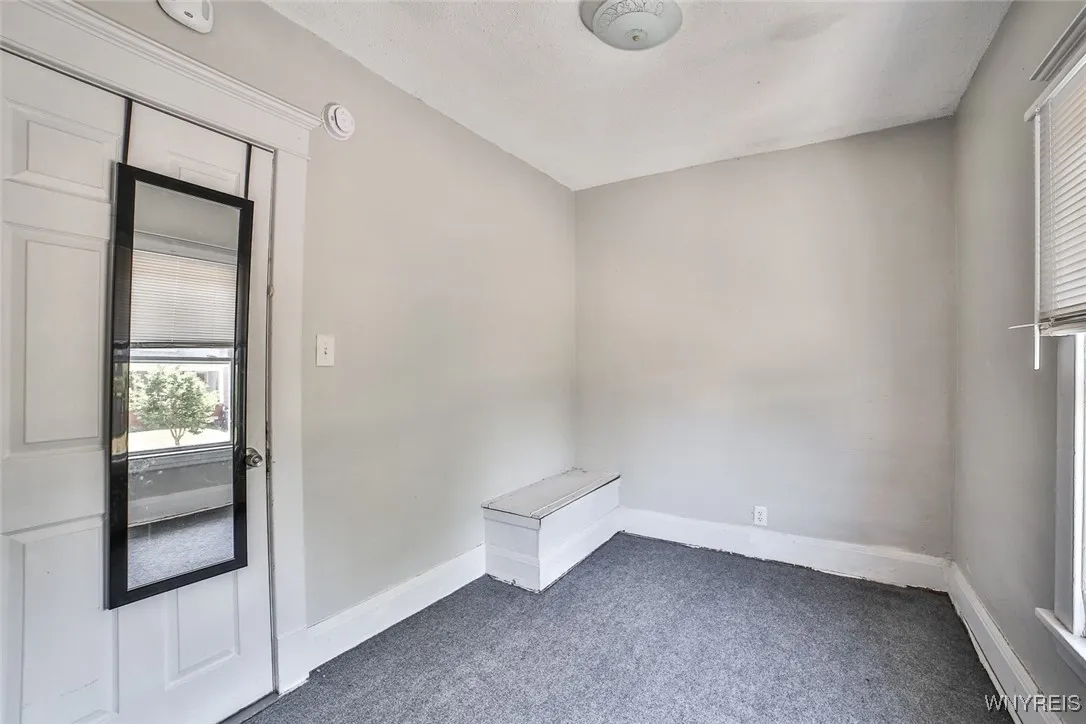 47 Heath Street, Buffalo, New York 14214, Buffalo, New York 14214, 5 Bedrooms Bedrooms, 8 Rooms Rooms,1 BathroomBathrooms,Residential,For Sale,47 Heath Street, Buffalo, New York 14214,B1623153