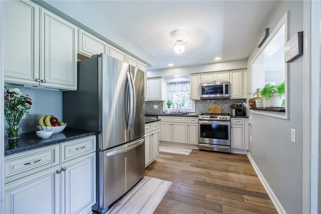 380 Basket Road, Webster, New York 14580, Webster, New York 14580, 4 Bedrooms Bedrooms, 10 Rooms Rooms,2 BathroomsBathrooms,Residential,For Sale,380 Basket Road, Webster, New York 14580,R1622137