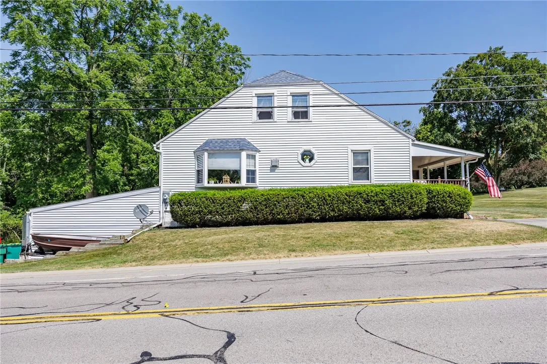 380 Basket Road, Webster, New York 14580, Webster, New York 14580, 4 Bedrooms Bedrooms, 10 Rooms Rooms,2 BathroomsBathrooms,Residential,For Sale,380 Basket Road, Webster, New York 14580,R1622137