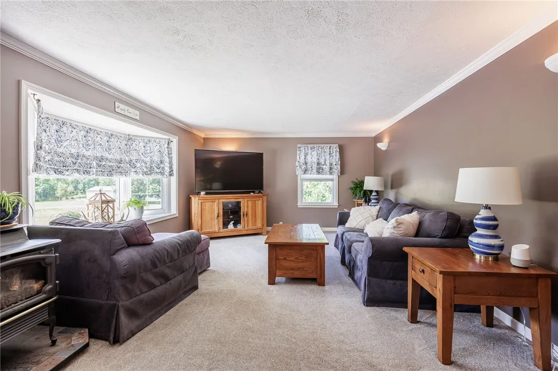 380 Basket Road, Webster, New York 14580, Webster, New York 14580, 4 Bedrooms Bedrooms, 10 Rooms Rooms,2 BathroomsBathrooms,Residential,For Sale,380 Basket Road, Webster, New York 14580,R1622137