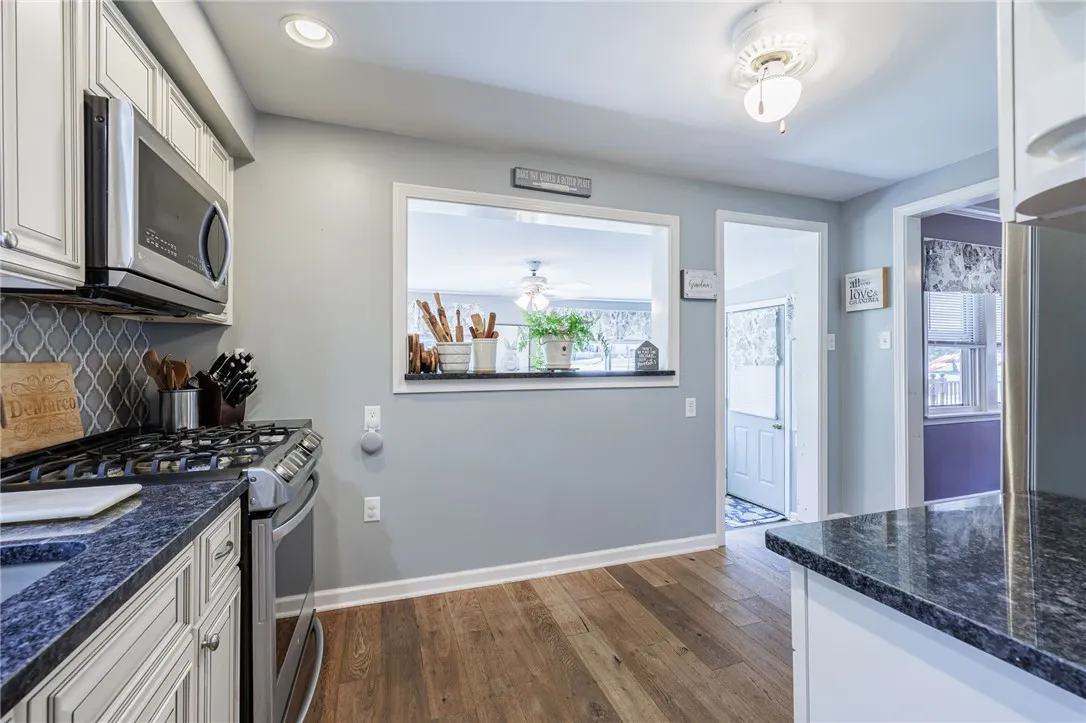 380 Basket Road, Webster, New York 14580, Webster, New York 14580, 4 Bedrooms Bedrooms, 10 Rooms Rooms,2 BathroomsBathrooms,Residential,For Sale,380 Basket Road, Webster, New York 14580,R1622137