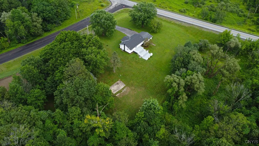 109 Center Road, Frankfort, New York 13340, Frankfort, New York 13340, 3 Bedrooms Bedrooms, 8 Rooms Rooms,2 BathroomsBathrooms,Residential,For Sale,109 Center Road, Frankfort, New York 13340,S1623620