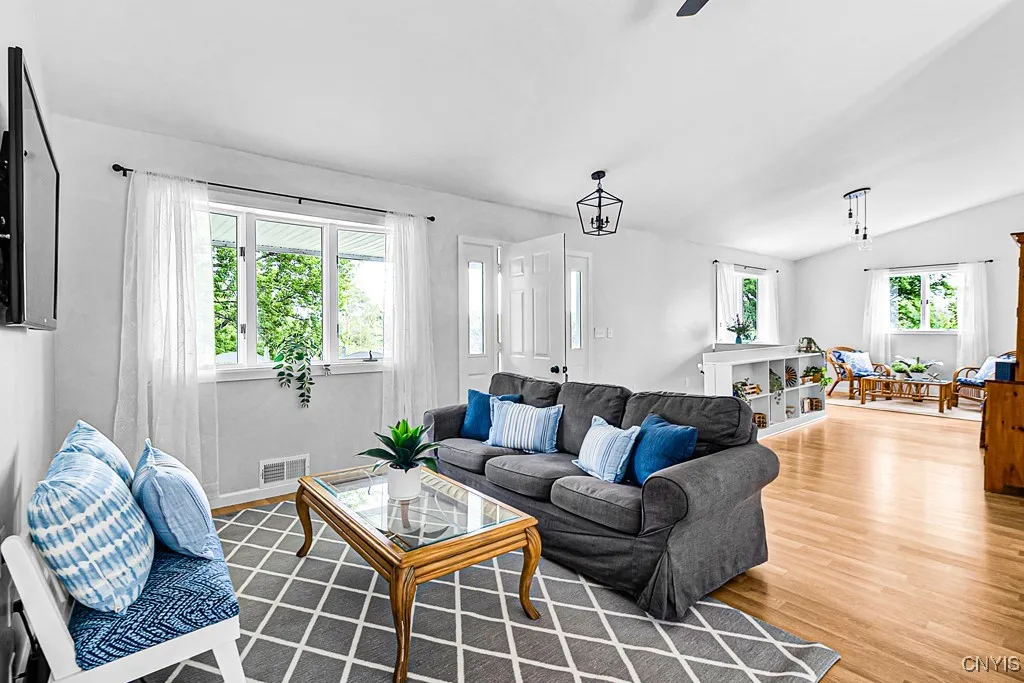 109 Center Road, Frankfort, New York 13340, Frankfort, New York 13340, 3 Bedrooms Bedrooms, 8 Rooms Rooms,2 BathroomsBathrooms,Residential,For Sale,109 Center Road, Frankfort, New York 13340,S1623620