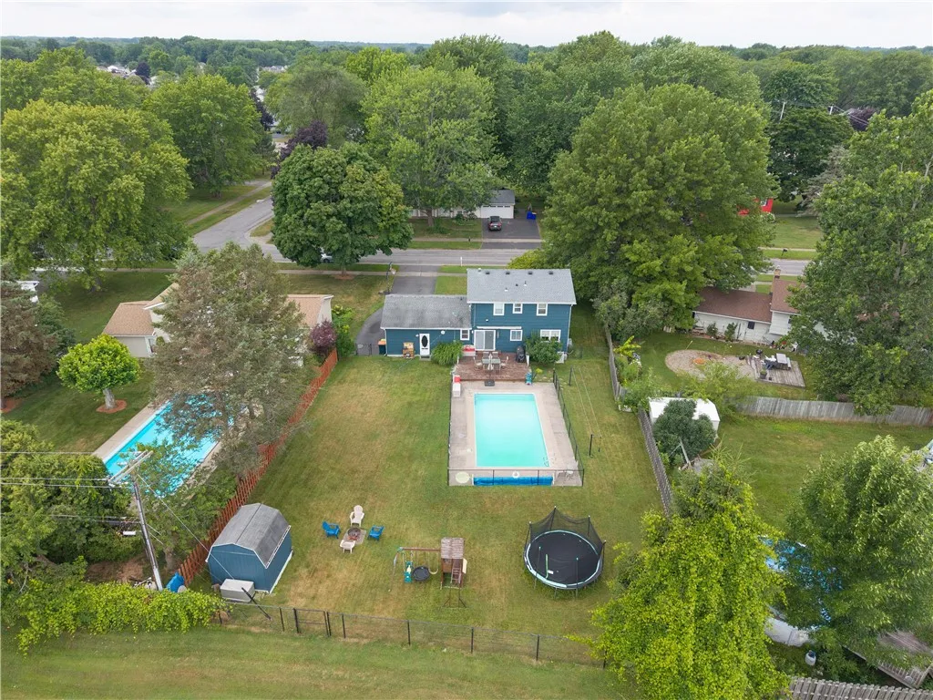 30 Rusty Lane, Greece, New York 14626, Greece, New York 14626, 4 Bedrooms Bedrooms, 7 Rooms Rooms,1 BathroomBathrooms,Residential,For Sale,30 Rusty Lane, Greece, New York 14626,R1623754