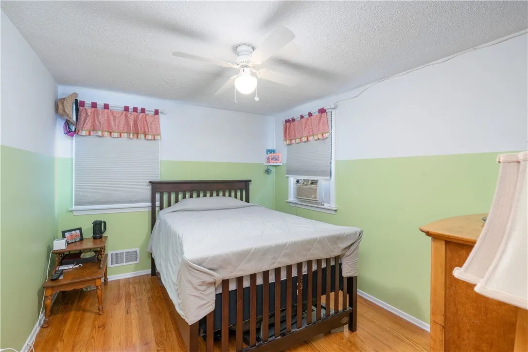 30 Rusty Lane, Greece, New York 14626, Greece, New York 14626, 4 Bedrooms Bedrooms, 7 Rooms Rooms,1 BathroomBathrooms,Residential,For Sale,30 Rusty Lane, Greece, New York 14626,R1623754