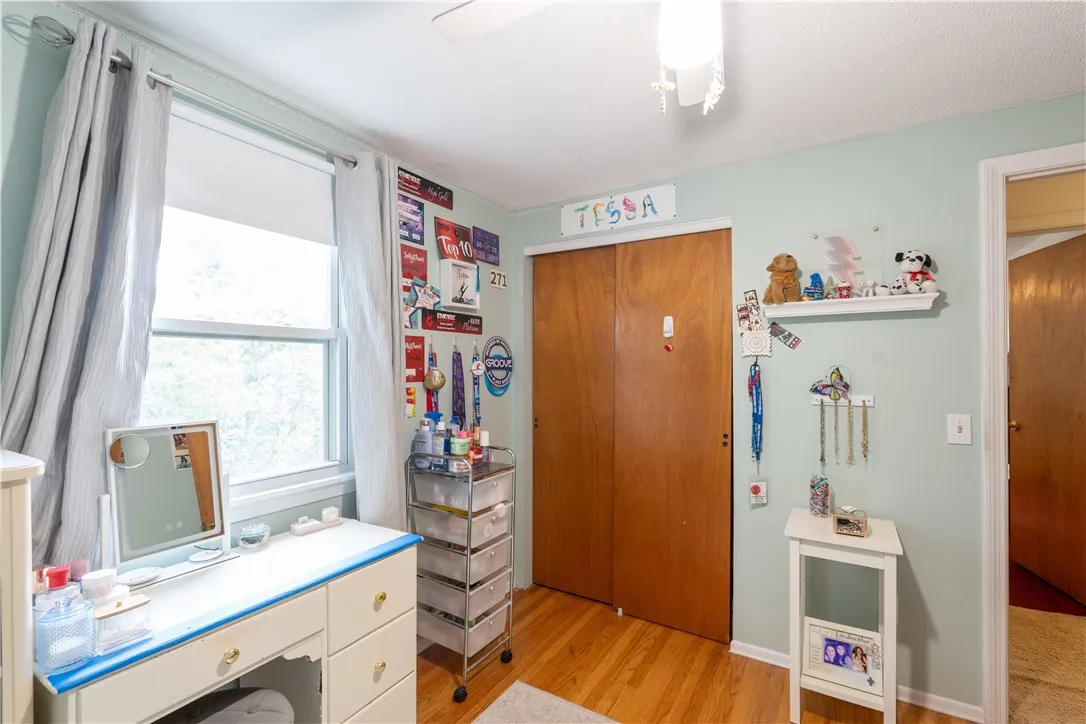 30 Rusty Lane, Greece, New York 14626, Greece, New York 14626, 4 Bedrooms Bedrooms, 7 Rooms Rooms,1 BathroomBathrooms,Residential,For Sale,30 Rusty Lane, Greece, New York 14626,R1623754