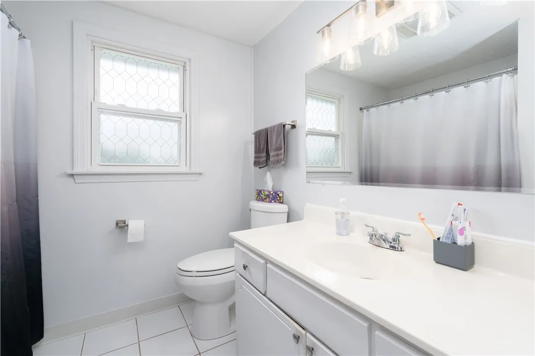 30 Rusty Lane, Greece, New York 14626, Greece, New York 14626, 4 Bedrooms Bedrooms, 7 Rooms Rooms,1 BathroomBathrooms,Residential,For Sale,30 Rusty Lane, Greece, New York 14626,R1623754