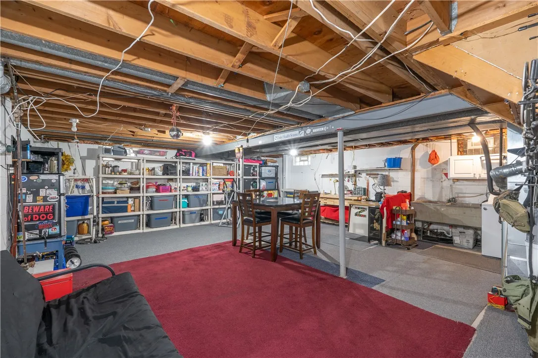 30 Rusty Lane, Greece, New York 14626, Greece, New York 14626, 4 Bedrooms Bedrooms, 7 Rooms Rooms,1 BathroomBathrooms,Residential,For Sale,30 Rusty Lane, Greece, New York 14626,R1623754