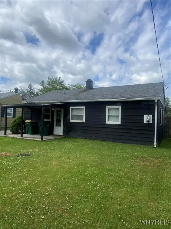 6444 Lincoln Avenue, Lockport Town, New York 14094, Lockport Town, New York 14094, 3 Bedrooms Bedrooms, 7 Rooms Rooms,1 BathroomBathrooms,Residential,For Sale,6444 Lincoln Avenue, Lockport Town, New York 14094,B1623856