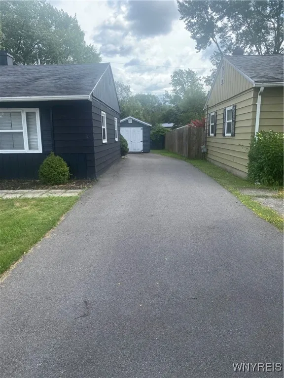 6444 Lincoln Avenue, Lockport Town, New York 14094, Lockport Town, New York 14094, 3 Bedrooms Bedrooms, 7 Rooms Rooms,1 BathroomBathrooms,Residential,For Sale,6444 Lincoln Avenue, Lockport Town, New York 14094,B1623856