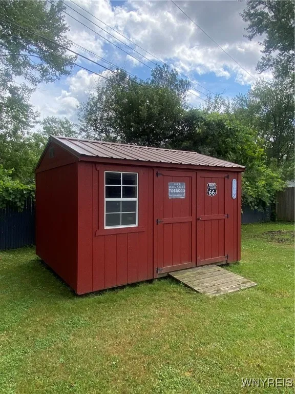 6444 Lincoln Avenue, Lockport Town, New York 14094, Lockport Town, New York 14094, 3 Bedrooms Bedrooms, 7 Rooms Rooms,1 BathroomBathrooms,Residential,For Sale,6444 Lincoln Avenue, Lockport Town, New York 14094,B1623856
