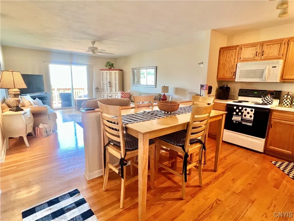 153 Timber Wolf Circle, Geddes, New York 13209, Geddes, New York 13209, 2 Bedrooms Bedrooms, 7 Rooms Rooms,2 BathroomsBathrooms,Residential,For Sale,153 Timber Wolf Circle, Geddes, New York 13209,S1623005